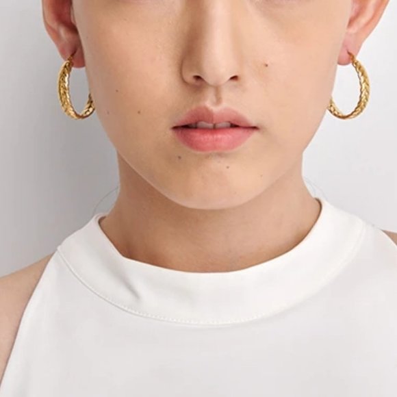 NEW 18K Gold Plated Round Braided Hoop Earrings - Picture 5 of 8